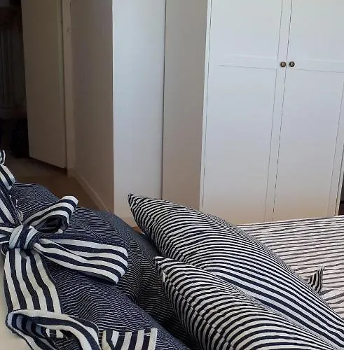 La Garenne A La Grande Plage, Vue Mer, Piscine Et Parking Prive, 6 Personnes * Saint Gilles Croix de vie