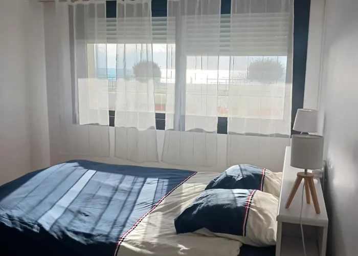 La Garenne A La Grande Plage, Vue Mer, Piscine Et Parking Prive, 6 Personnes Saint Gilles Croix de vie