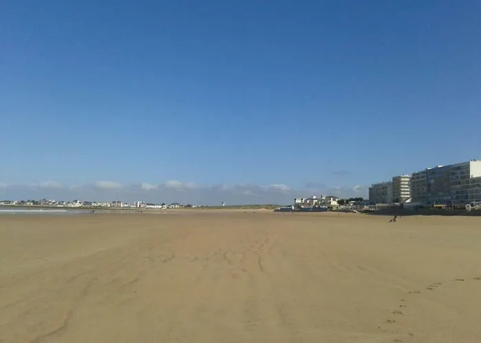 La Garenne A La Grande Plage, Vue Mer, Piscine Et Parking Prive, 6 Personnes *