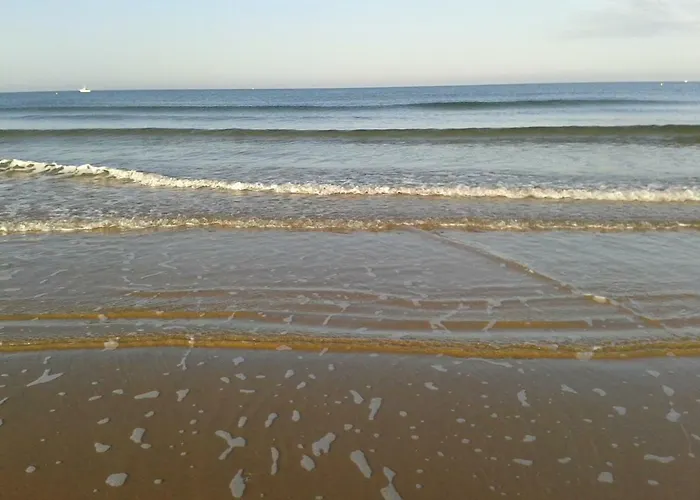 Appartement La Garenne A La Grande Plage, Vue Mer, Piscine Et Parking Prive, 6 Personnes *