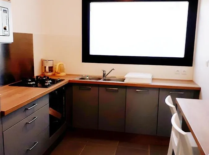 Résidence La Garenne à La Grande Plage, Vue Mer, Piscine Et Parking Privé, 6 Personnes Saint-Gilles-Croix-de-Vie