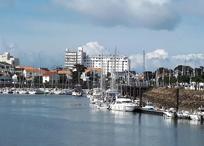 Résidence La Garenne à La Grande Plage, Vue Mer, Piscine Et Parking Privé, 6 Personnes Saint-Gilles-Croix-de-Vie